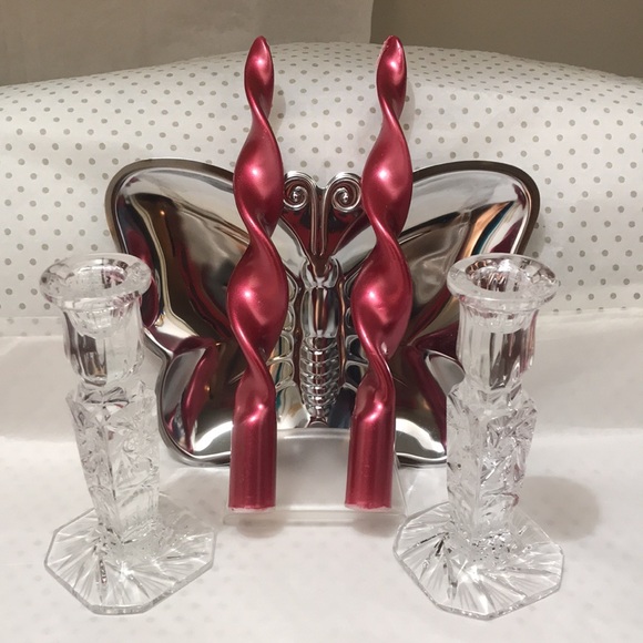 Vintage Pair of Crystal Cut Candlestick Holders Red Christmas Candle Sticks - Picture 1 of 7